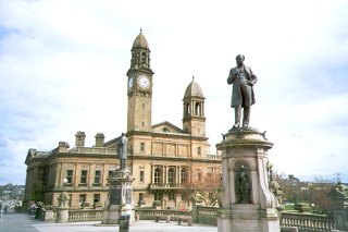 Town Hall with statues of Thomas and Peter Coats, Paisley