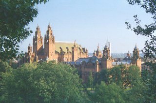 Kelvingrove Art Gallery and Museum as seen from Glasgow University.