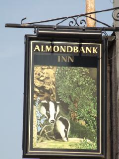 Almondbank Inn